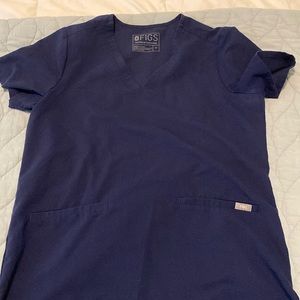 Medium Navy Blue 2 pocket scrub top
